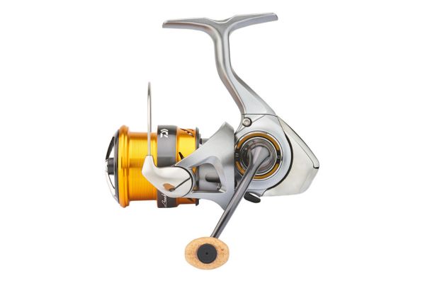 DAÏWA SilverCreek X 26LT 2500SXH ( Moulinet intact - boîte endommagé )